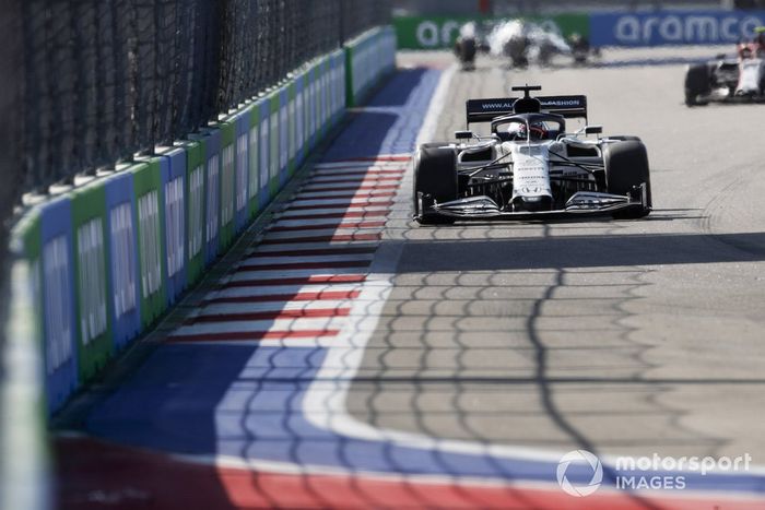 Daniil Kvyat, AlphaTauri AT01