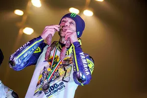 Valentino Rossi, festeggia la vittoria