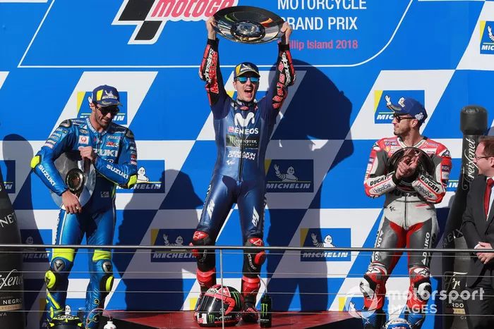 Podio: ganador de la carrera Maverick Viñales, Yamaha Factory Racing, segundo clasificado Andrea Iannone, Team Suzuki MotoGP, tercer clasificado Andrea Dovizioso, Ducati Team