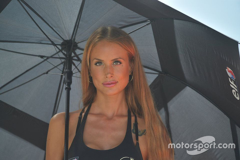 Grid girl