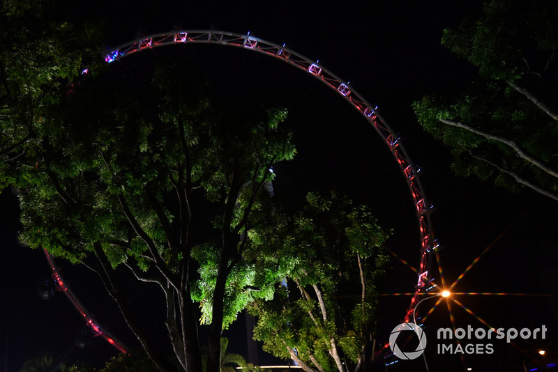 Singapore Flyer