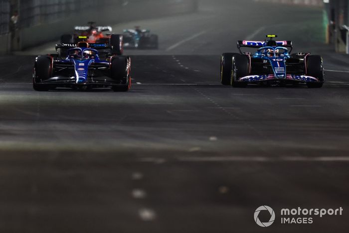 Logan Sargeant, Williams FW45, Pierre Gasly, Alpine A523