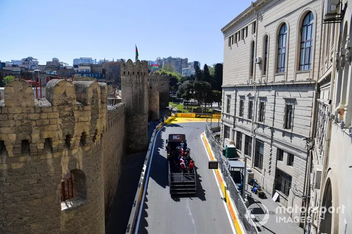 El desfile de pilotos