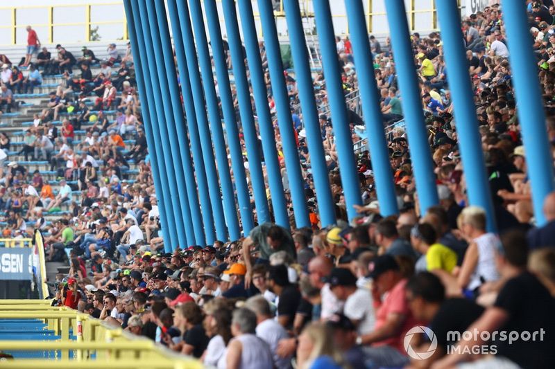 Fans en Assen