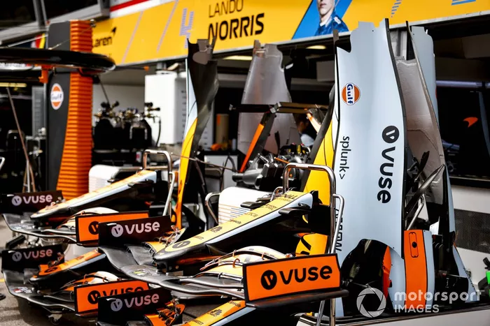 Alerones delanteros y carrocería del McLaren