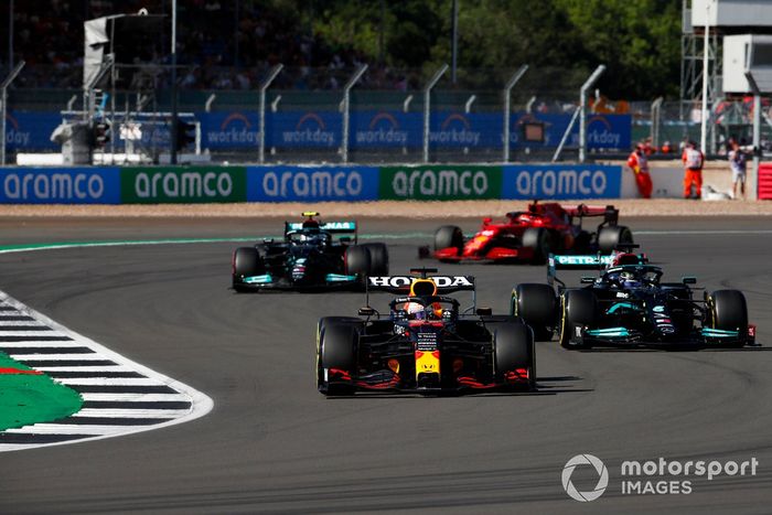 Max Verstappen, Red Bull Racing RB16B, Lewis Hamilton, Mercedes W12, Valtteri Bottas, Mercedes W12, Charles Leclerc, Ferrari SF21