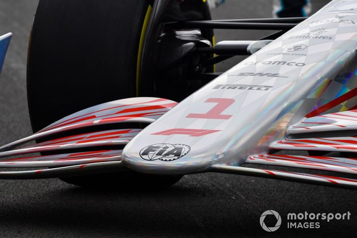 Detalle de frente del coche de Fórmula 1 2022