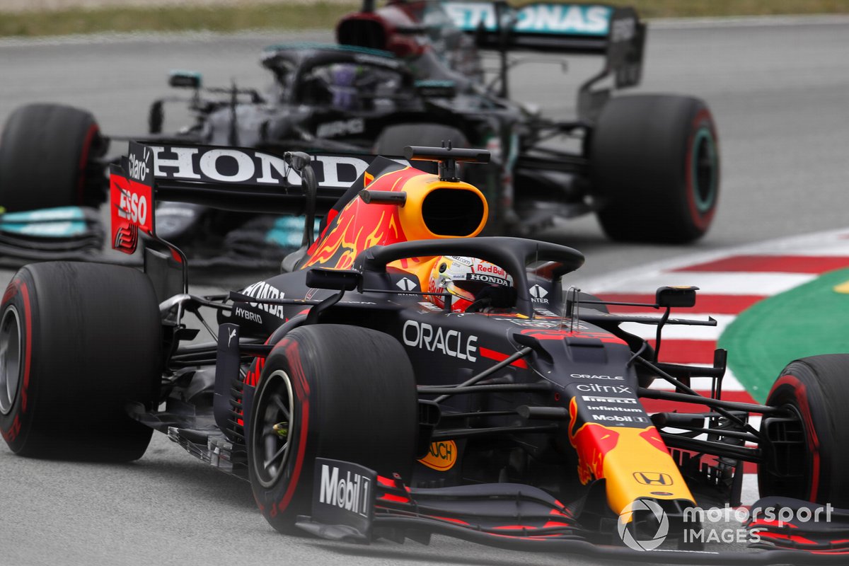 Max Verstappen, Red Bull Racing RB16B, Lewis Hamilton, Mercedes W12