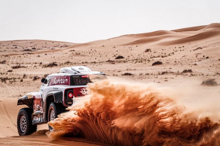#302 JCW X-Raid Team: Stephane Peterhansel, Paulo Fiuza
