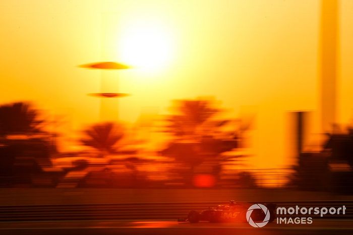 Romain Grosjean, Haas F1 Team VF-19 