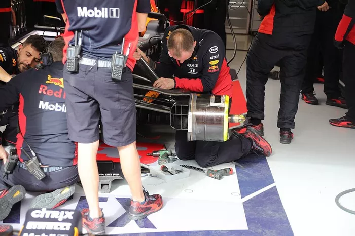 Suspensión delantera del Red Bull Racing RB16