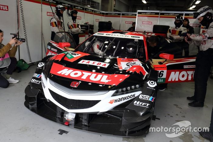 #16 MOTUL MUGEN NSX-GT