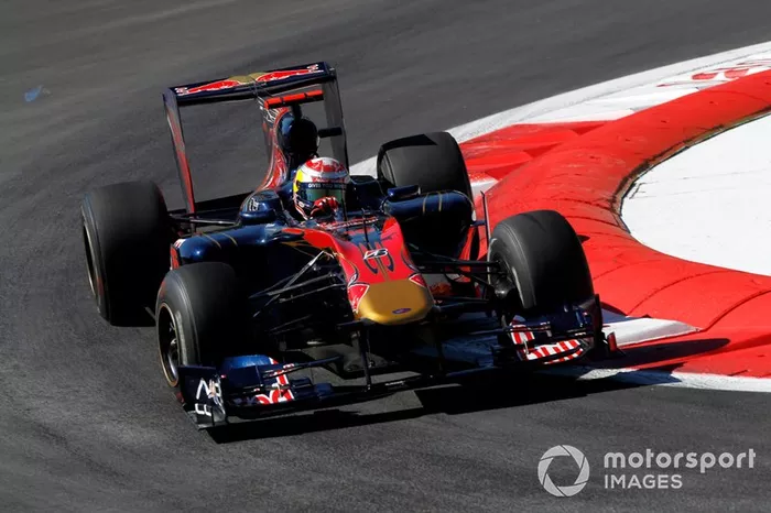 2010: Toro-Rosso-Ferrari STR5
