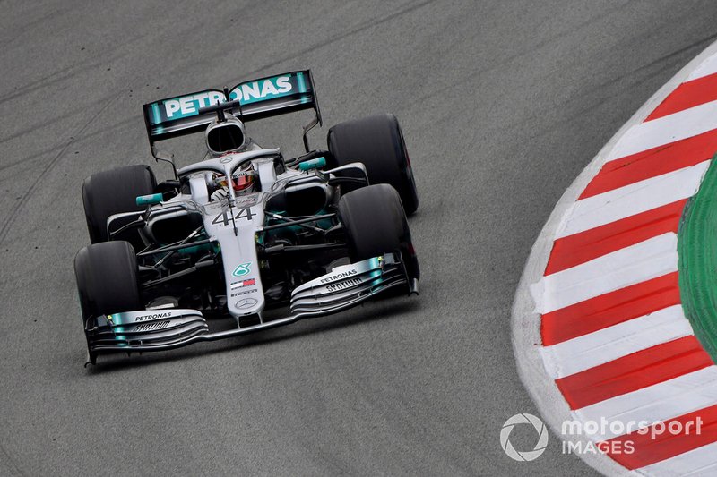 Lewis Hamilton, Mercedes AMG F1 W10.