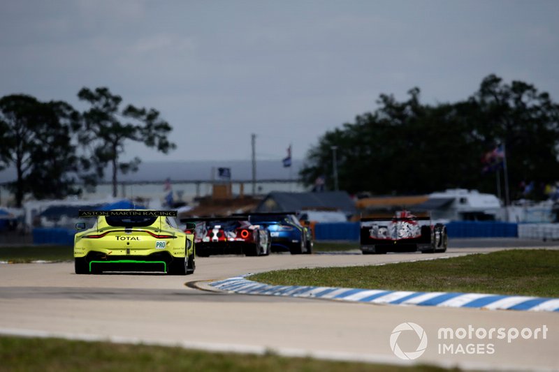 #97 Aston Martin Racing Aston Martin Vantage AMR: Alex Lynn, Maxime Martin
