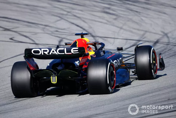Sergio Pérez, Red Bull Racing RB18