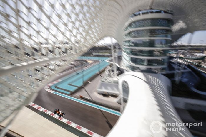 Carlos Sainz Jr., McLaren MCL35