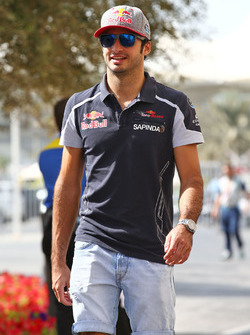 Карлос Сайнс-мл., Scuderia Toro Rosso