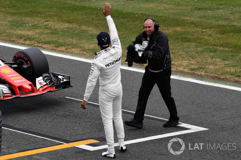 Pole sitter Lewis Hamilton, Mercedes AMG F1 celebrates in parc ferme