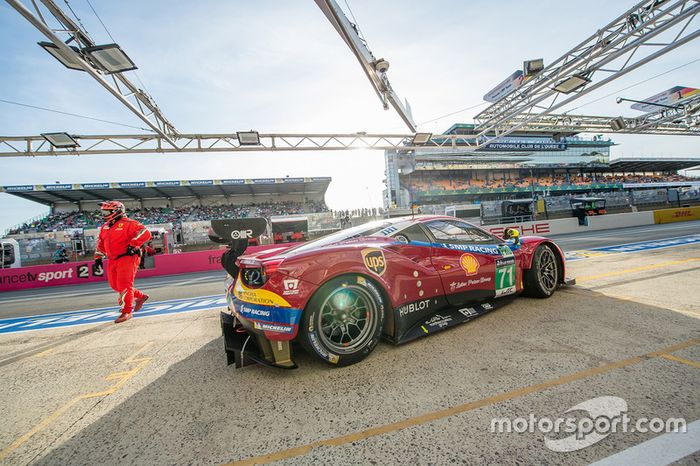 #71 AF Corse Ferrari 488 GTE: Davide Rigon, Sam Bird, Miguel Molina