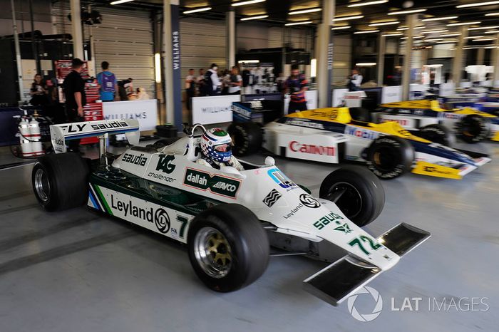 Un Carlos Reutemann Williams FW07b en demostración