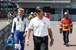 Marcus Ericsson, Sauber, ritirato dalla gara