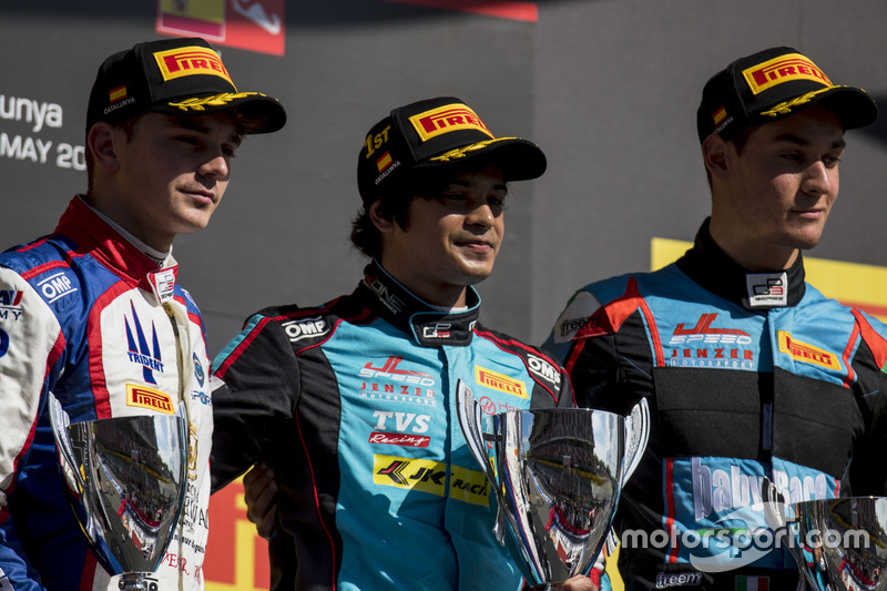 Podium : le vainqueur Arjun Maini, Jenzer Motorsport, le deuxième, Dorian Boccolacci, Trident, le troisième, Alessio Lorandi, Jenzer Motorsport