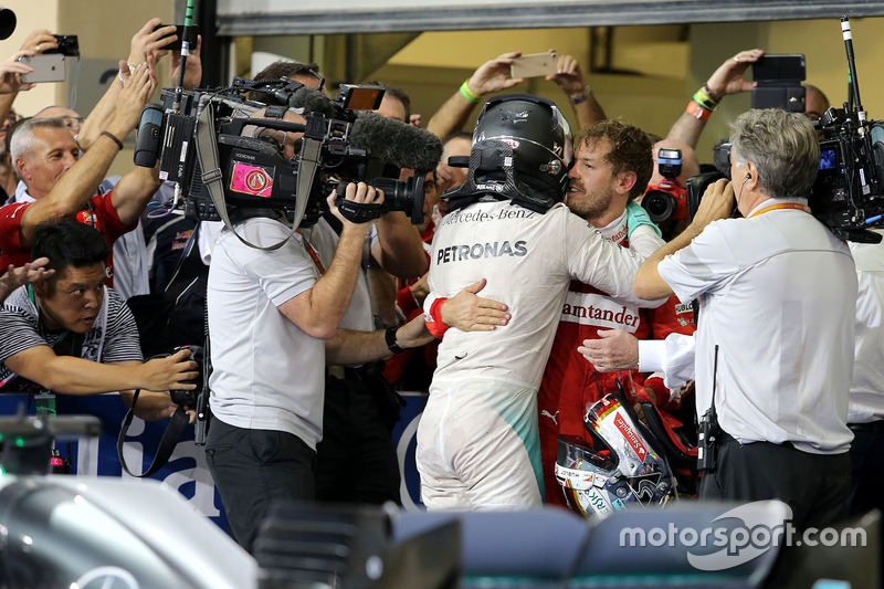 2. und Weltmeister Nico Rosberg, Mercedes AMG F1 and Sebastian Vettel, Scuderia Ferrari