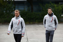 Kevin Magnussen, Haas F1 Team, Romain Grosjean, Haas F1 Team