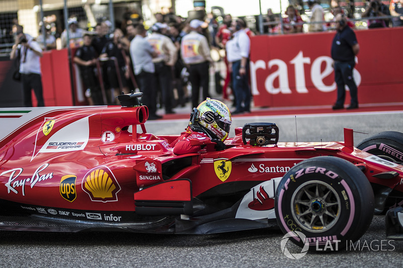 Sebastian Vettel, Ferrari SF70H in parc ferme