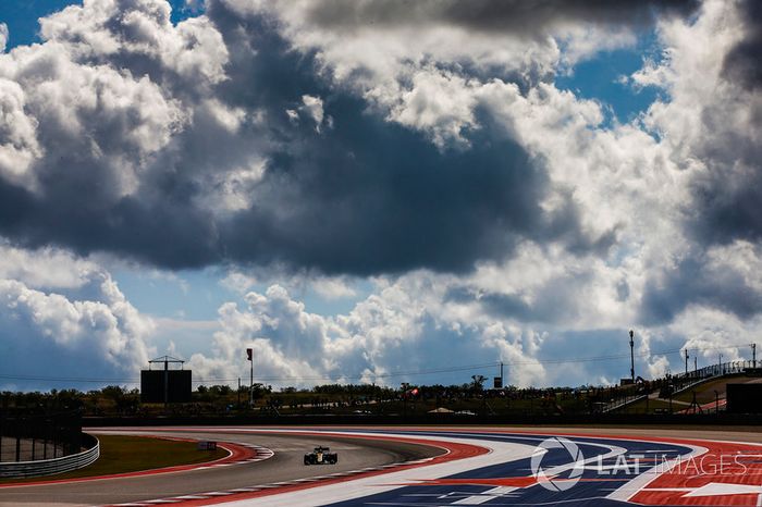 Carlos Sainz Jr., Renault Sport F1 Team RS17