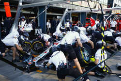 Simulation d'arrêt au stand chez Mercedes