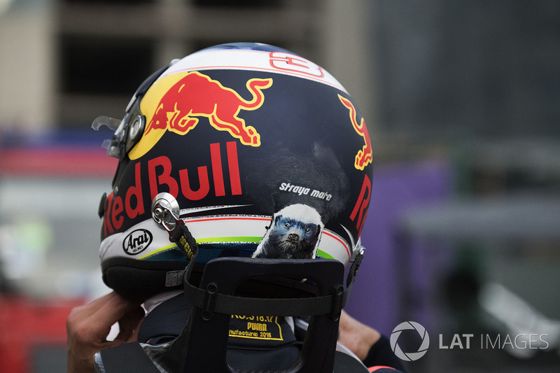 Max Verstappen - Daniel Ricciardo kazası - Red Bull Racing