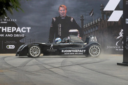 Mika Hakkinen, Caparo T1