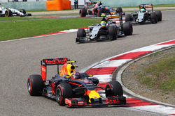 Даниил Квят, Red Bull Racing RB12