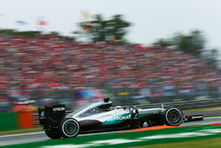 Lewis Hamilton, Mercedes AMG F1 W07 Hybrid
