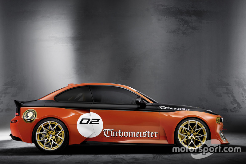BMW 2002 Hommage