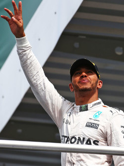 Подиум: победитель - Льюис Хэмилтон, Mercedes AMG F1
