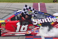 1. Kyle Busch, Joe Gibbs Racing, Toyota Camry Skittles Red White & Blue
