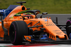 Stoffel Vandoorne, McLaren MCL33, avec de la peinture aérodynamique sur le Halo