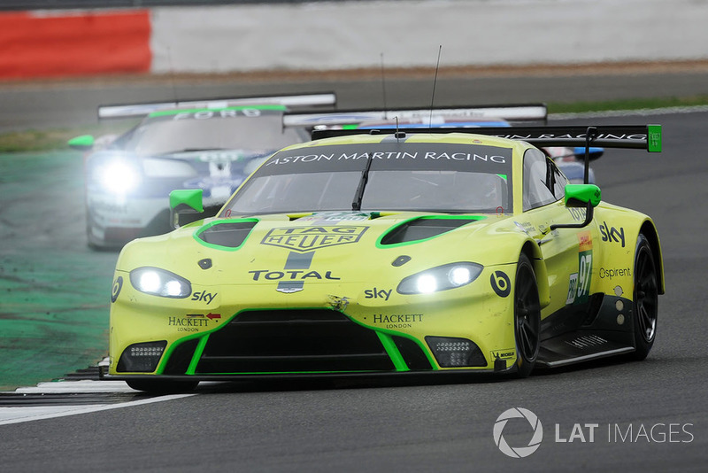 #97 Aston Martin Racing Aston Martin Vantage AMR: Alex Lynn, Maxime Martin