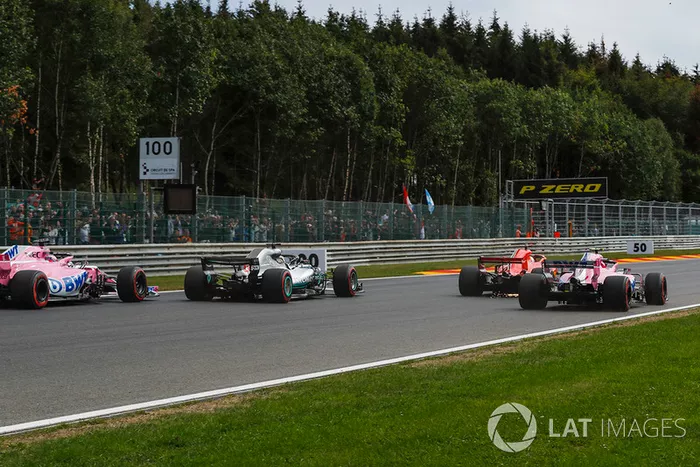 Sergio Perez, Racing Point Force India VJM11, Lewis Hamilton, Mercedes AMG F1 W09, Sebastian Vettel, Ferrari SF71H y Esteban Ocon, Racing Point Force India VJM11 