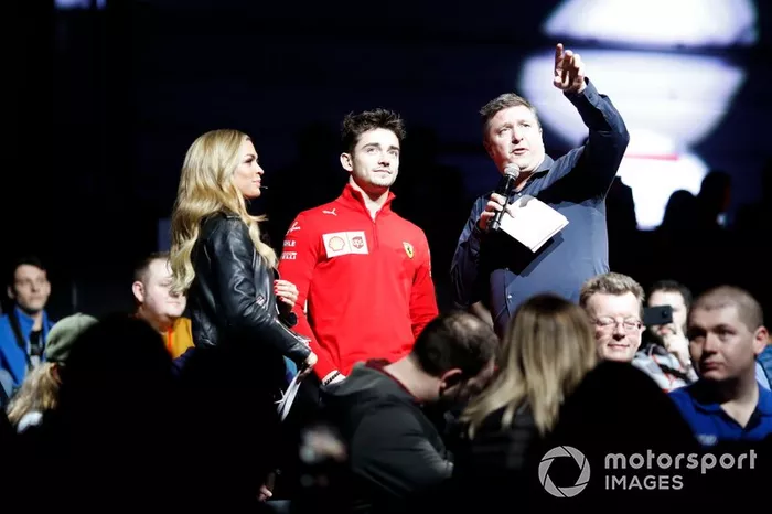 Emma Walsh e David Croft, Sky TV intervistano Charles Leclerc, Ferrari al Live Action Arena