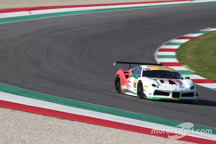 #328 Ferrari 488 Challenge, Ferrari of Palm Beach: Brian Davis