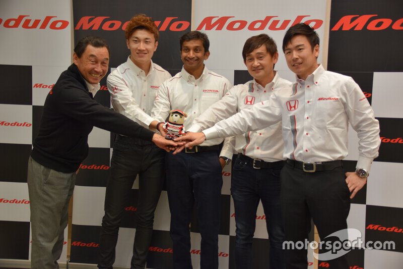 Skuat Nakajima Racing dan Drago Corse
