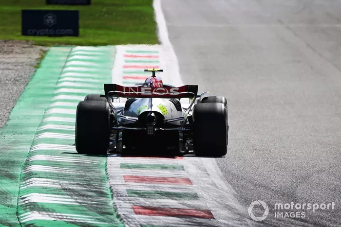 Lewis Hamilton, Mercedes W13