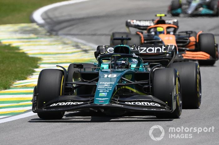 Lance Stroll, Aston Martin AMR22, Lando Norris, McLaren MCL36