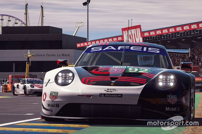 #92 Porsche Esports Team Porsche 911 RSR: Jaxon Evans, Matt Campbell, Mack Bakkum, Jeremy Bouteloup