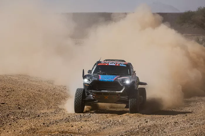 #241 X-Raid Mini JCW Team Mini : Vladas Jurkevicius, Aisvydas Paliukenas