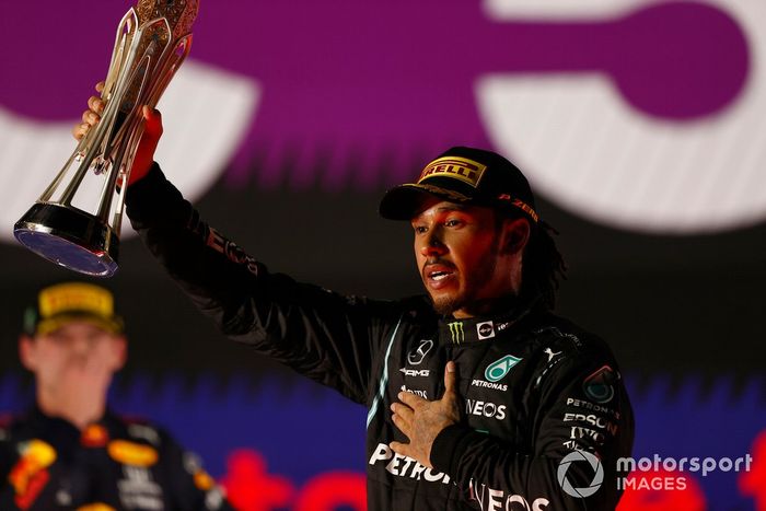 Podio: ganador Lewis Hamilton, Mercedes